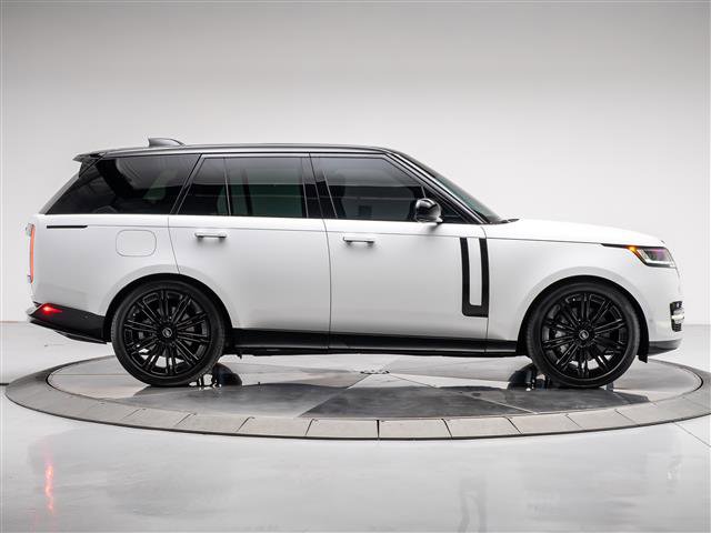 Used 2025 Land Rover Range Rover SE image 6