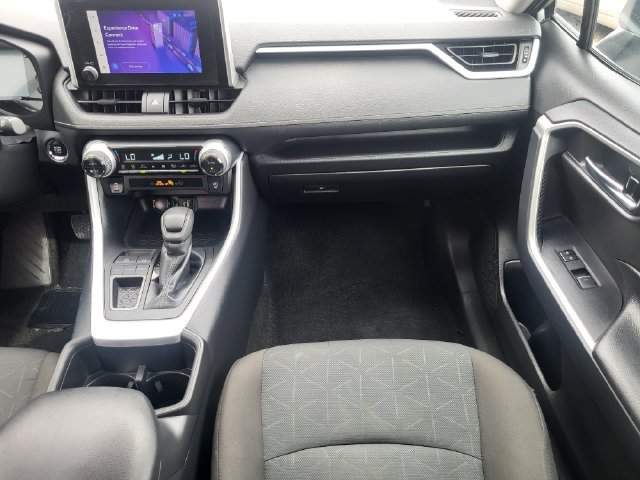 Used 2024 Toyota RAV4 XLE FWD image 26