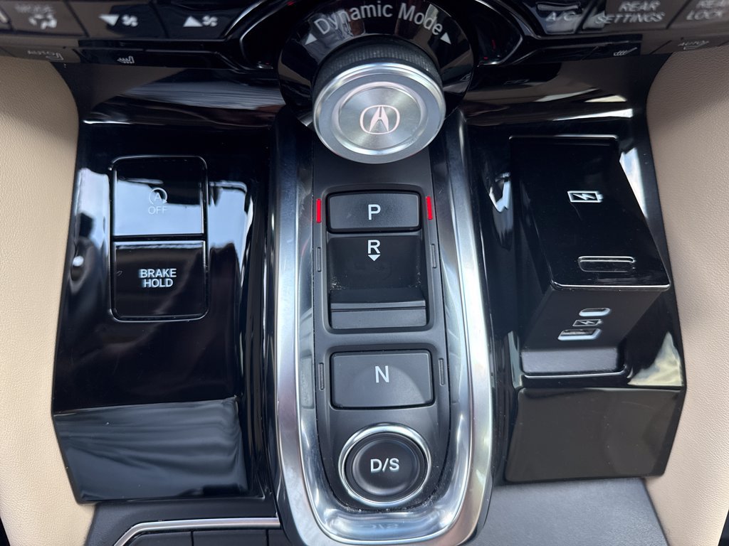 Used 2022 Acura MDX w/ Technology Package AWD/4WD image 30