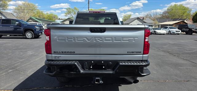 Used 2025 Chevrolet Silverado 2500 Custom w/ Custom Value Package image 5