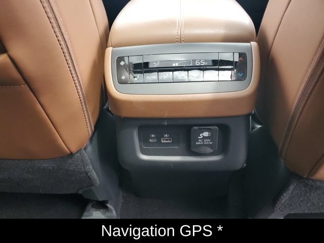 Certified 2023 Nissan Pathfinder Platinum w/ Cargo Package AWD/4WD image 17