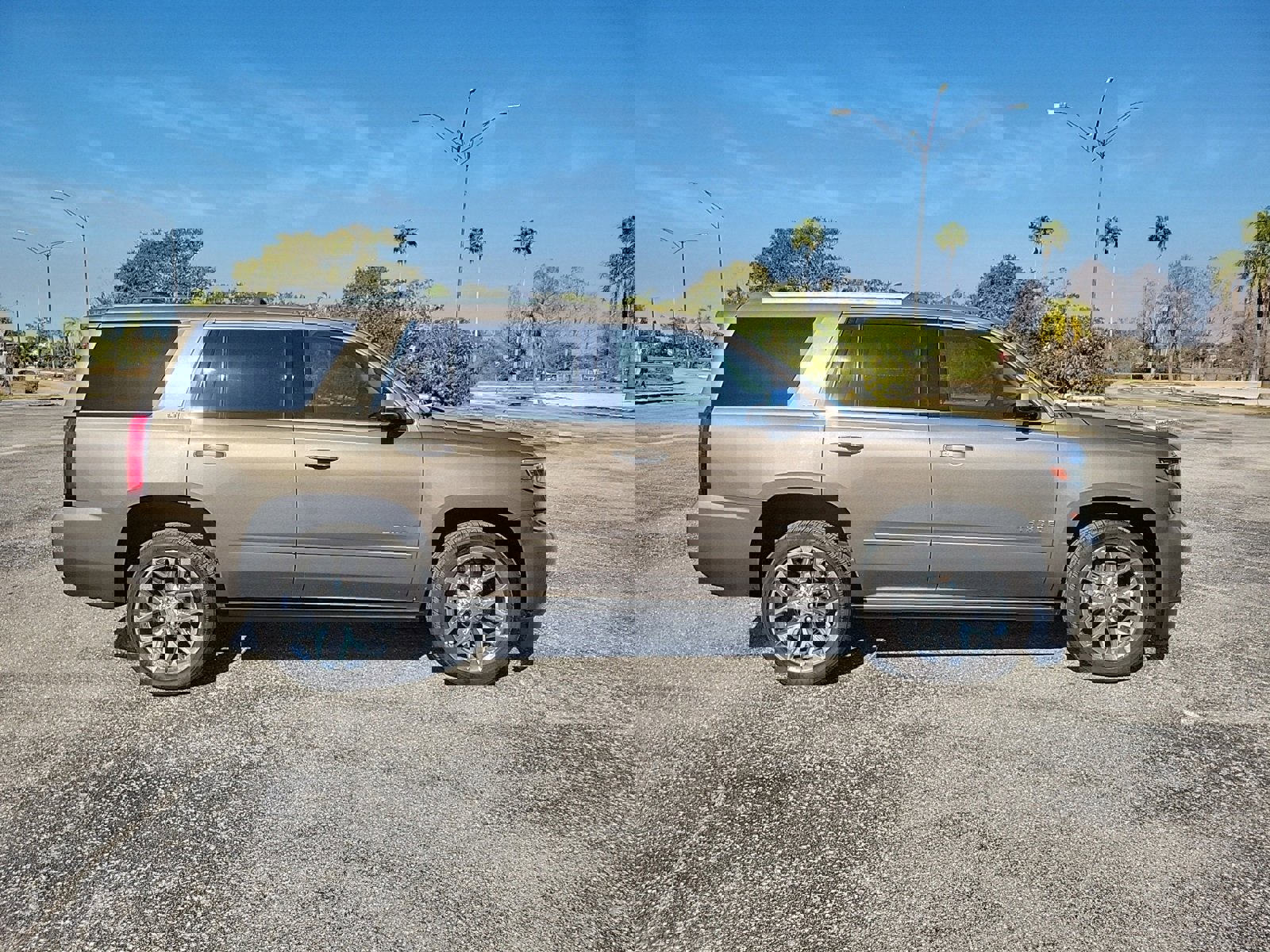 Used 2015 Chevrolet Tahoe LTZ image 4