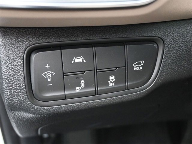 Used 2020 Hyundai Santa Fe SEL image 21
