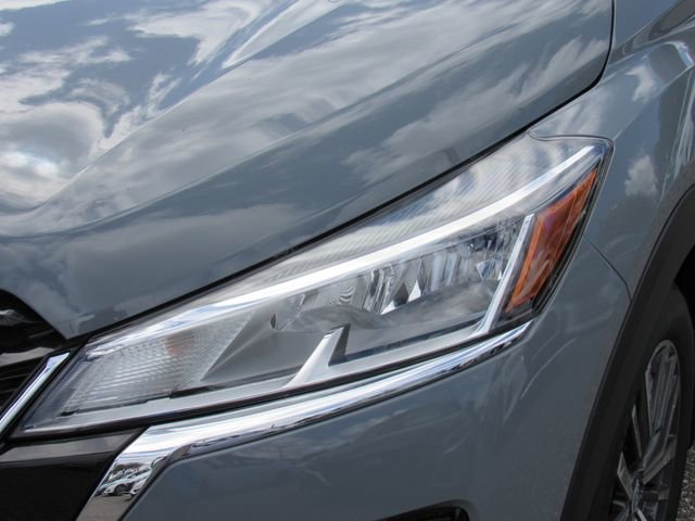 Used 2024 Nissan Kicks SV FWD image 9