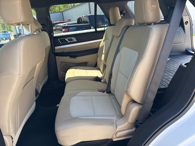 Used 2016 Ford Explorer XLT w/ Equipment Group 201A image 33