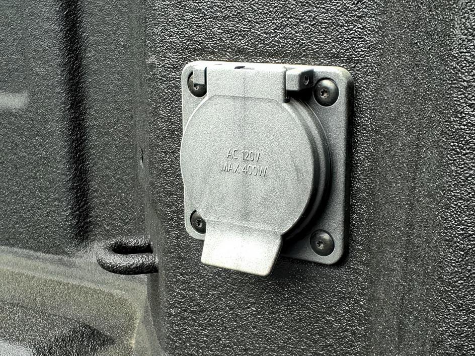 Used 2024 GMC Sierra 1500 Denali w/ Technology Package image 11