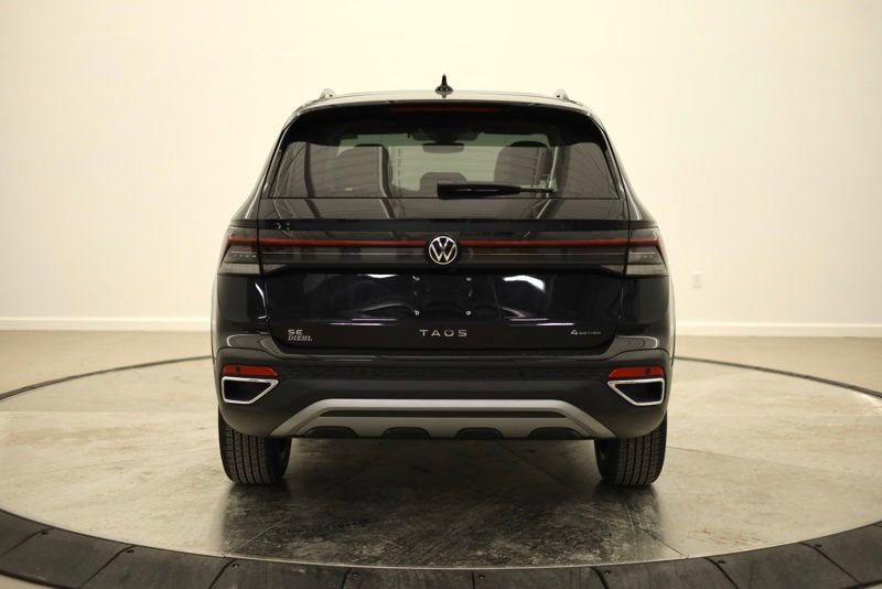 New 2026 Volkswagen Taos SE AWD/4WD image 4