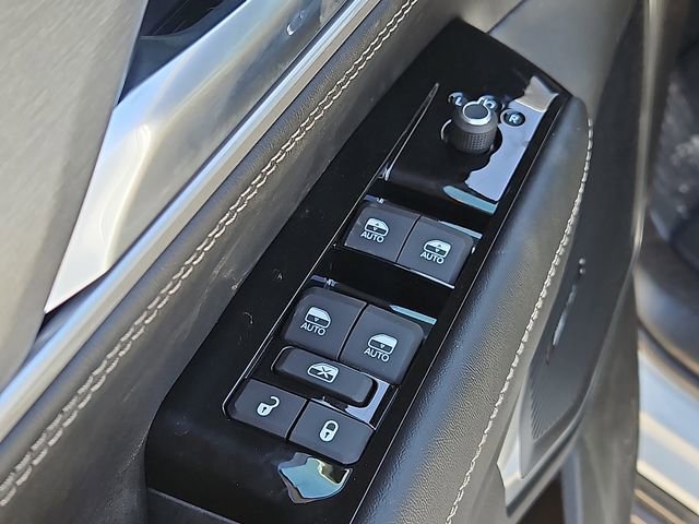 New 2026 Jeep Grand Wagoneer image 13