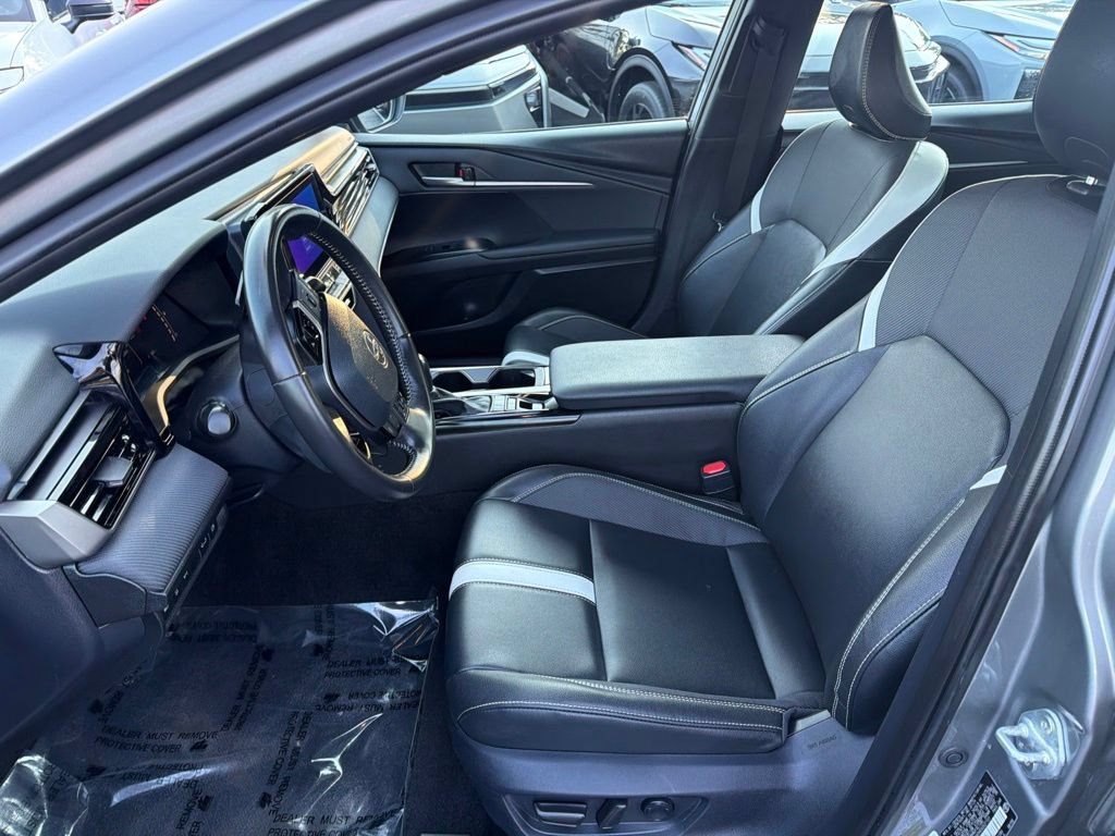 Used 2025 Toyota Camry SE FWD image 22