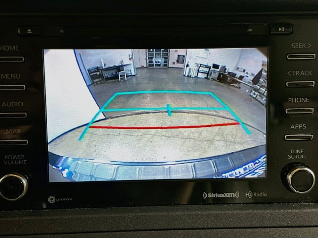 Used 2020 Toyota Sienna XLE AWD/4WD image 18
