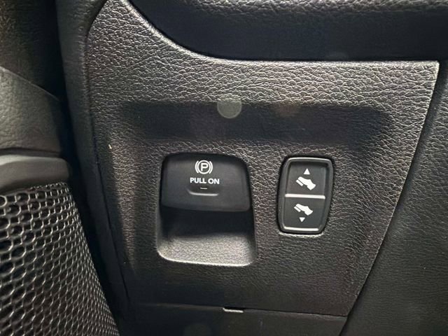 New 2026 RAM 1500 4x4 Crew Cab image 35