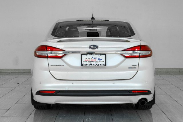 Used 2018 Ford Fusion SE w/ Equipment Group 201A FWD image 6