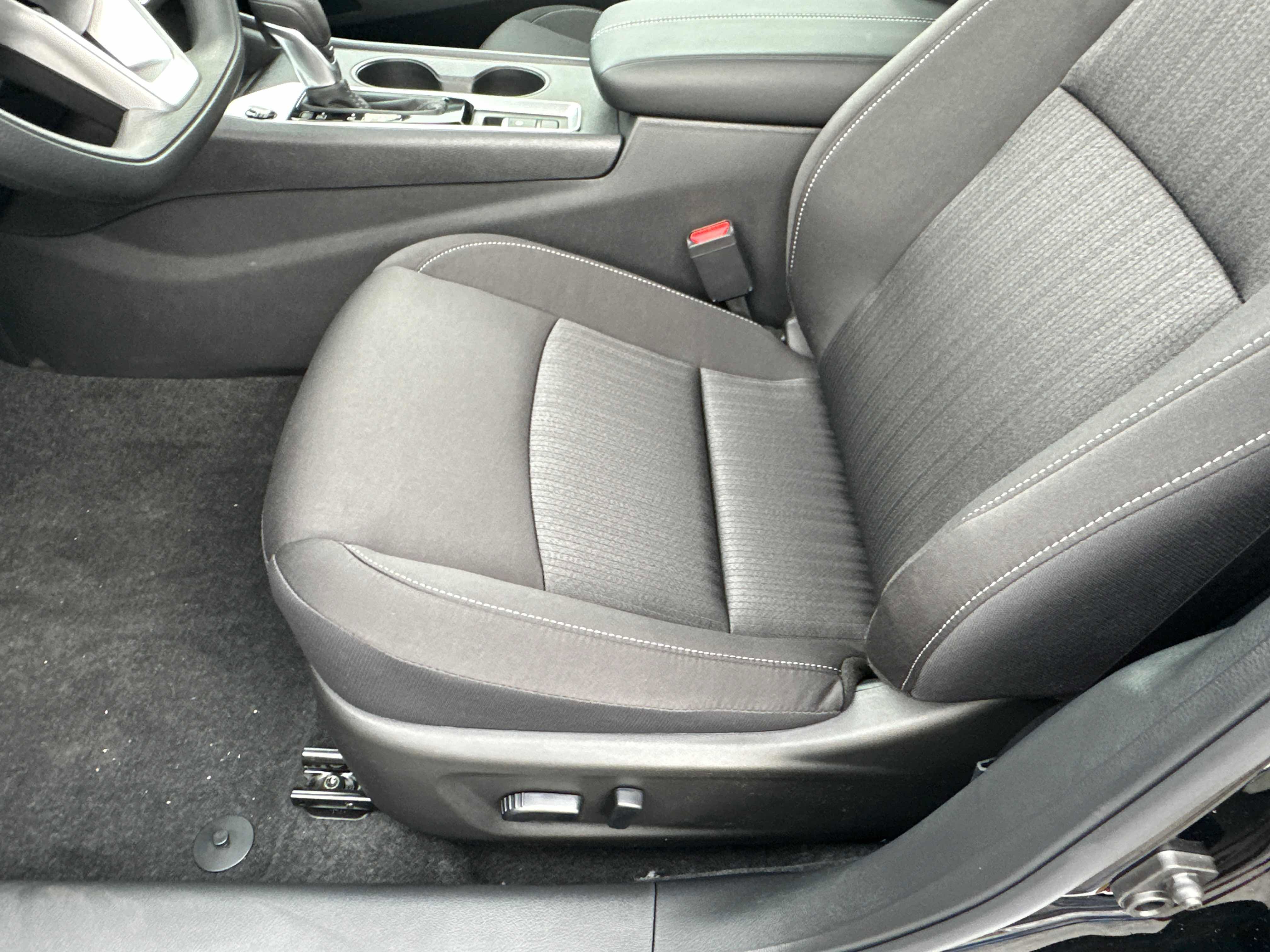 New 2026 Nissan Altima 2.5 SV AWD/4WD image 23