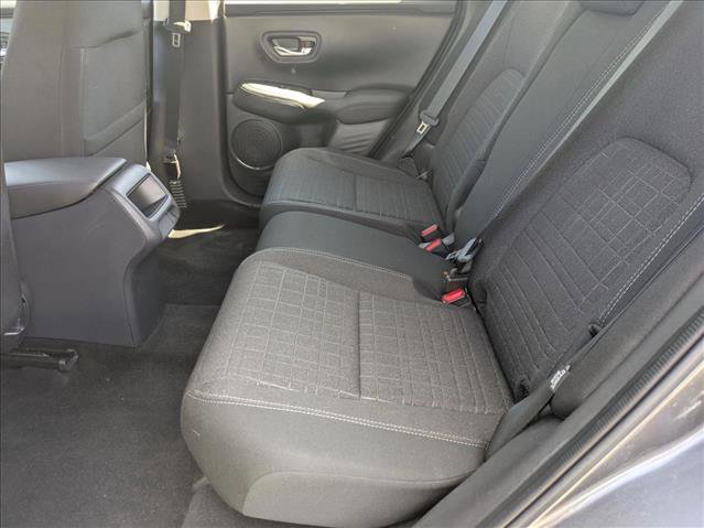 Used 2025 Honda HR-V LX image 17