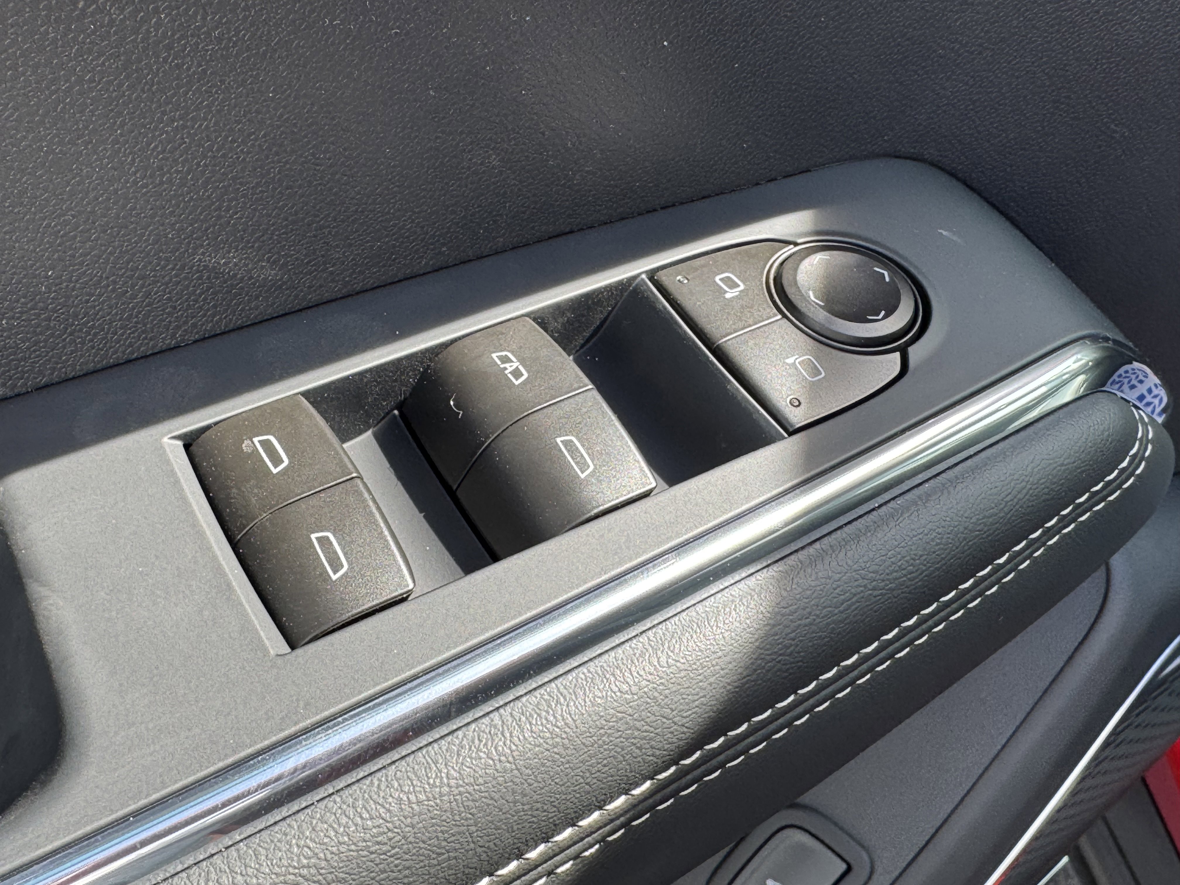 New 2026 GMC Acadia Elevation image 14