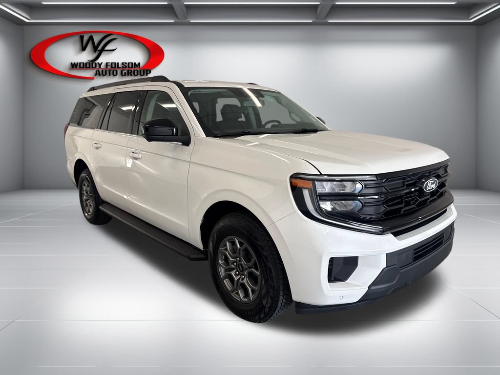 New 2027 Ford Expedition Max Active RWD image 3