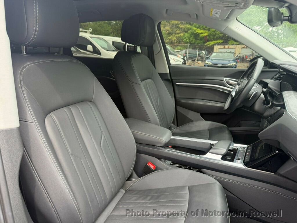 Used 2024 Audi Q8 e-tron Premium AWD/4WD image 17