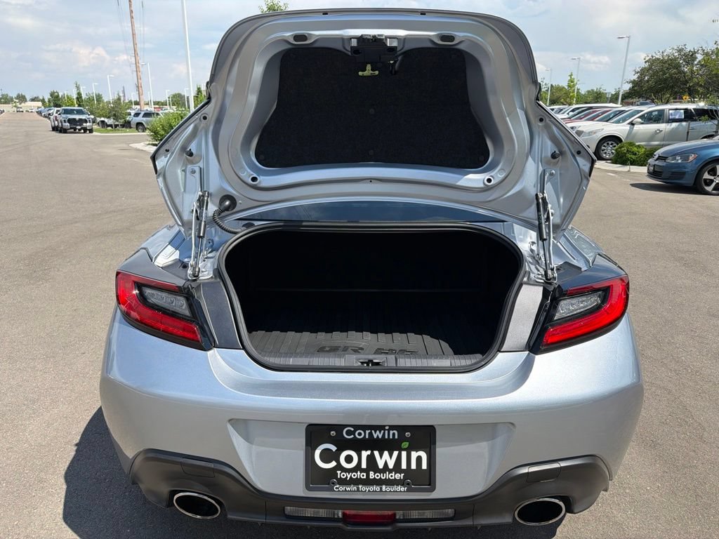 Used 2025 Toyota GR86 Premium w/ ALL Weather Mat Package (TMS) RWD image 14