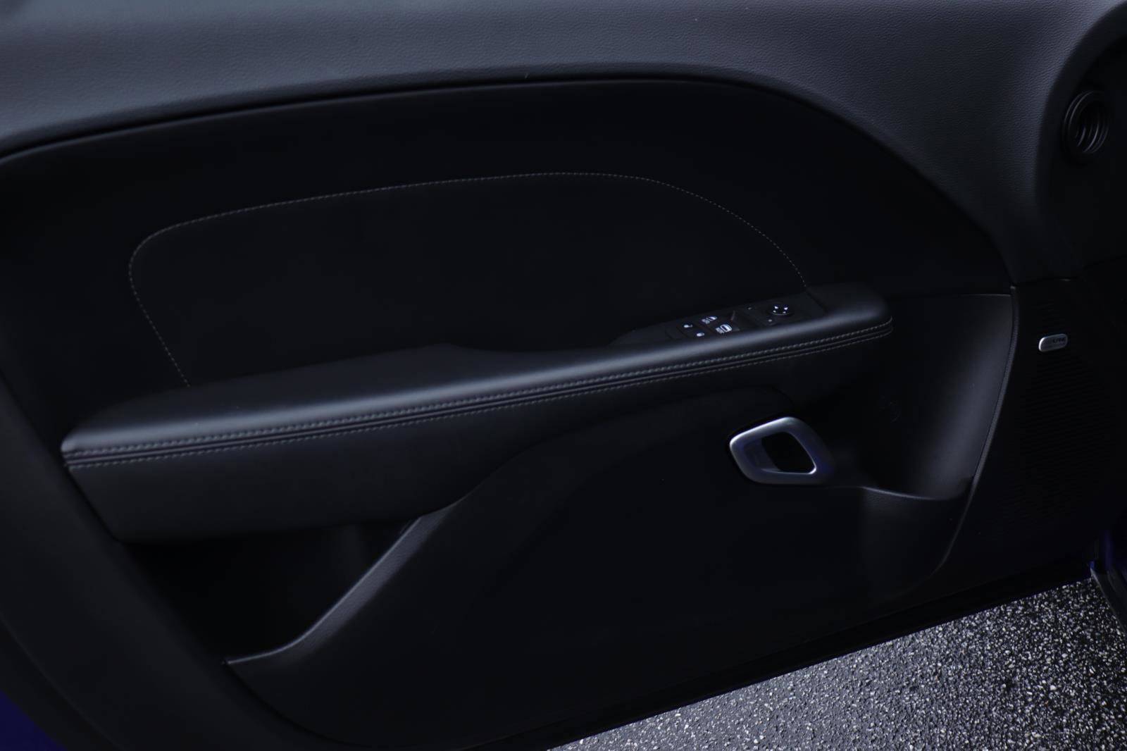 Used 2019 Dodge Challenger R/T w/ Plus Package image 11