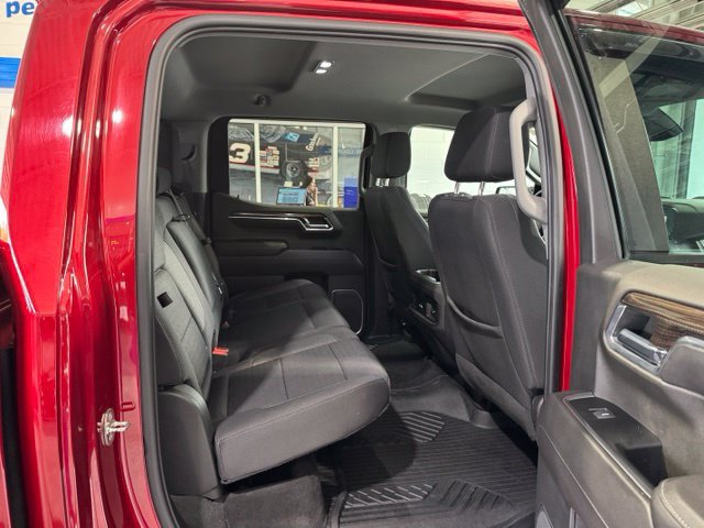 Used 2022 Chevrolet Silverado 1500 LT Trail Boss w/ Convenience Package II AWD/4WD image 13