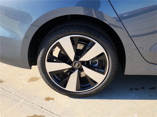 New 2025 Audi A5 2.0T Prestige image 9