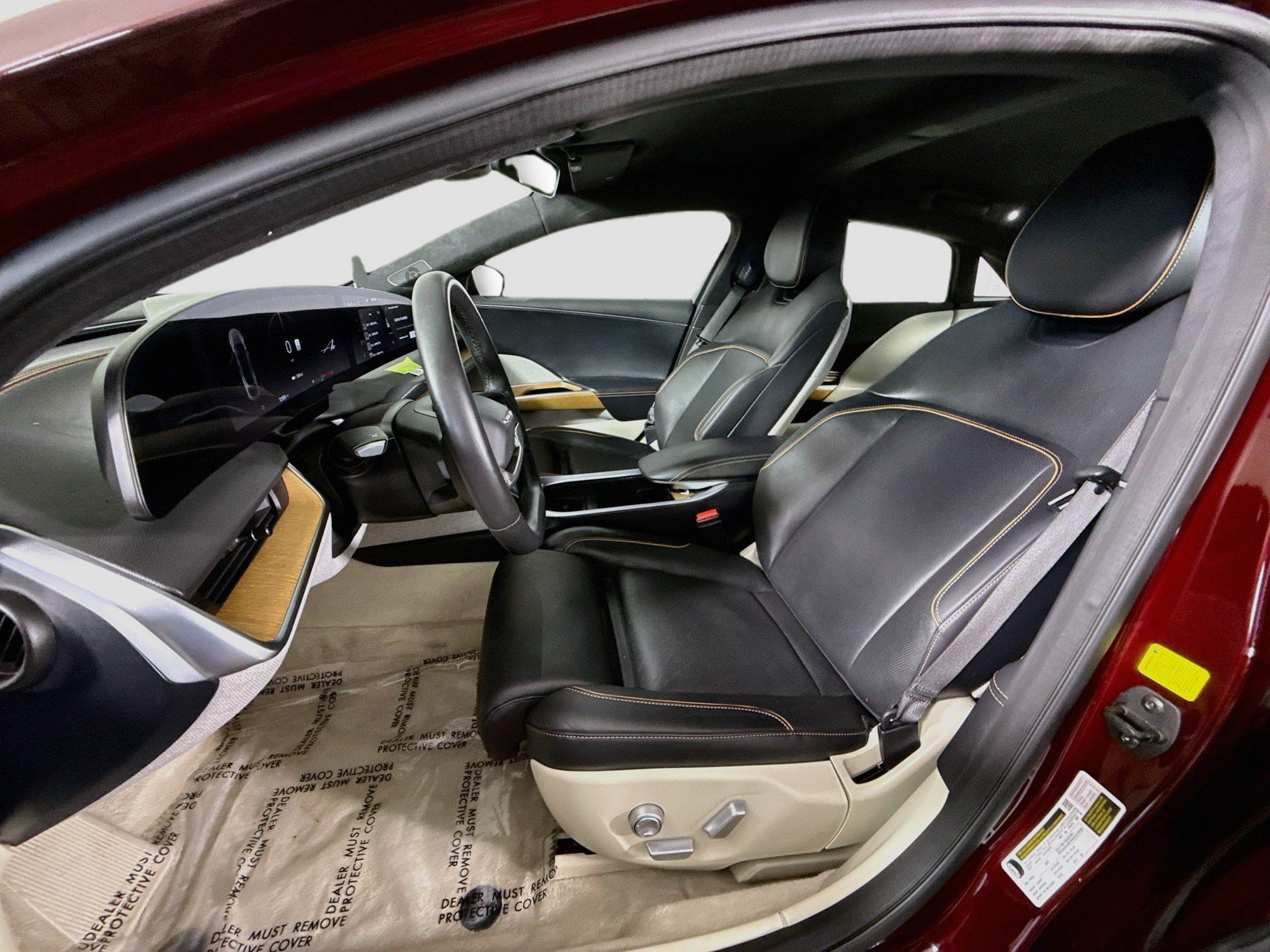 Used 2024 Lucid Air Touring AWD/4WD image 21