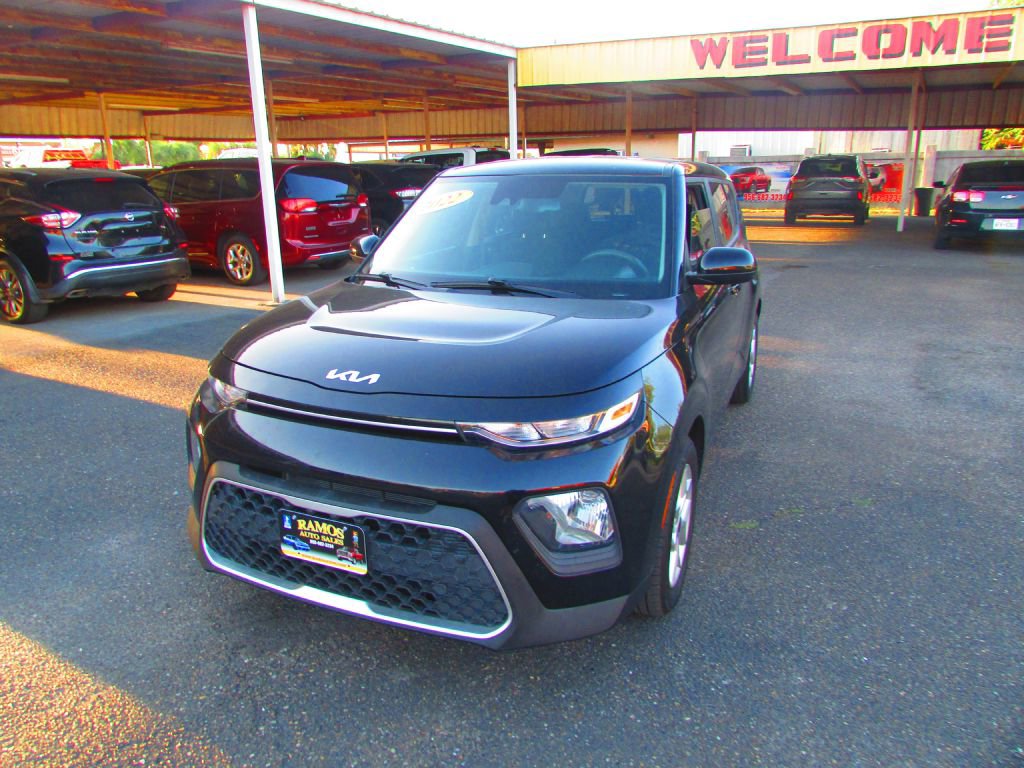 Used 2022 Kia Soul S image 1