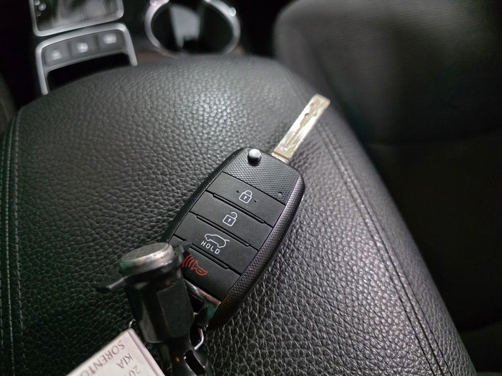 Used 2014 Kia Sorento LX w/ LX V6 Convenience Package AWD/4WD image 21