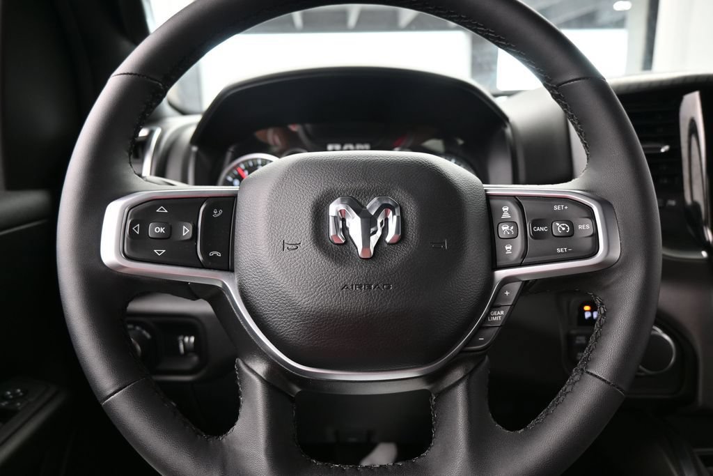 Used 2025 RAM 1500 Big Horn AWD/4WD image 22