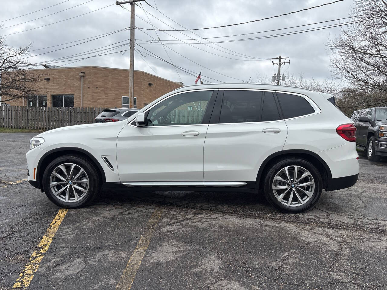 Used 2018 BMW X3 xDrive30i w/ Convenience Package AWD/4WD image 3