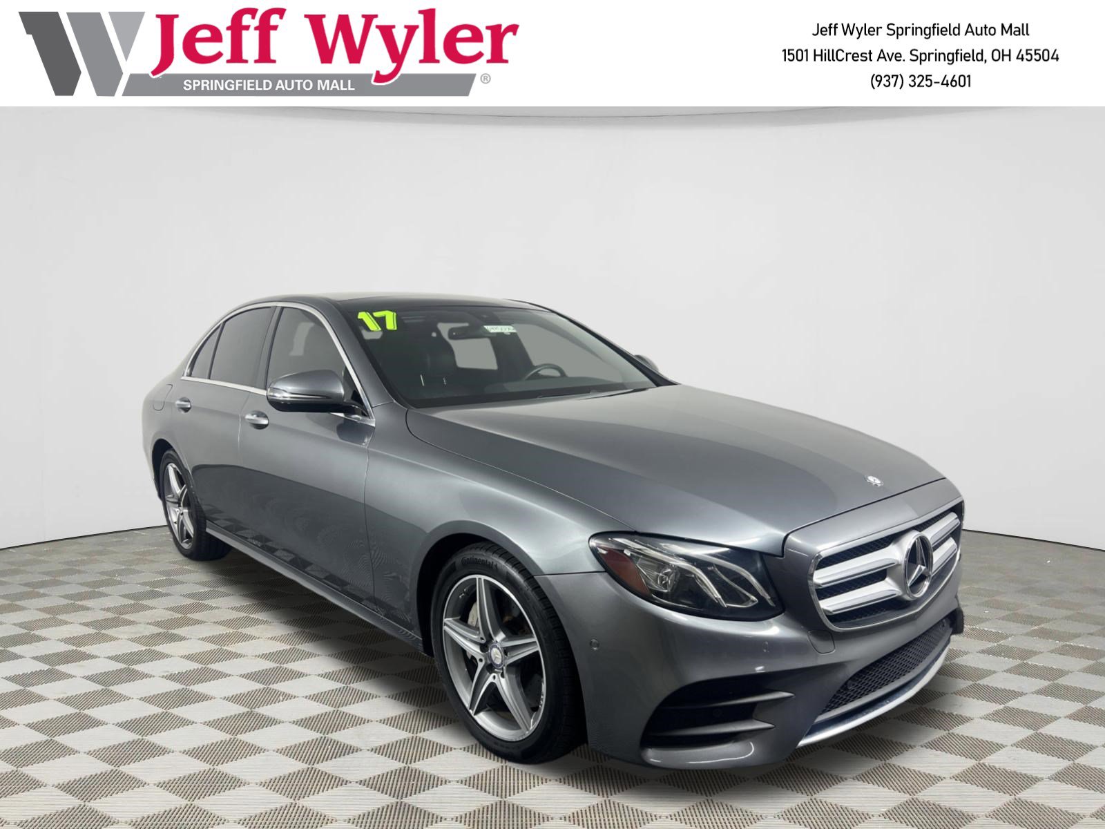 Used 2017 Mercedes-Benz E 300 4MATIC image 1