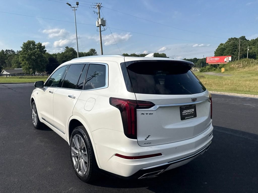 Used 2023 Cadillac XT6 Premium Luxury w/ Technology Package AWD/4WD image 7