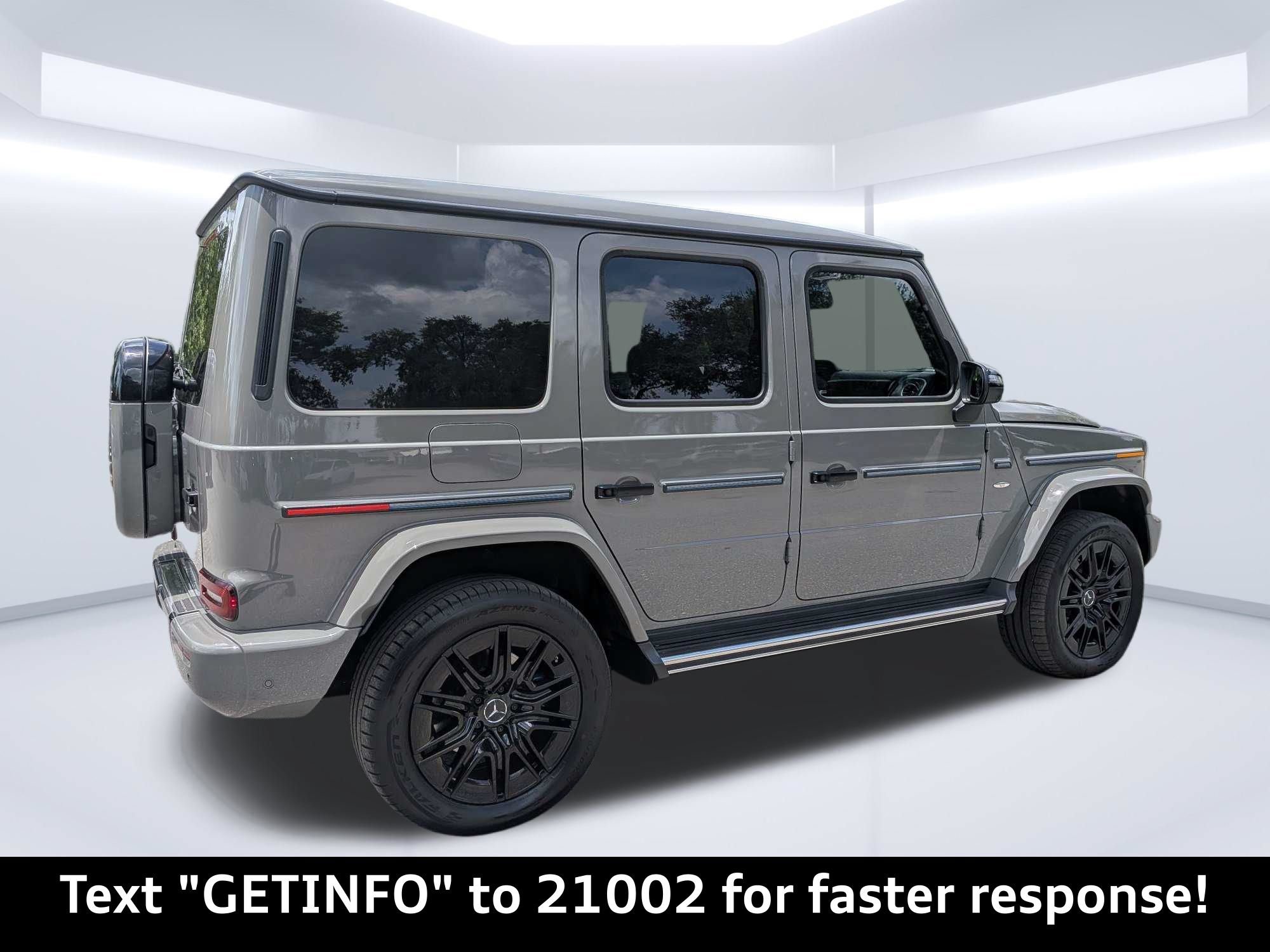 Used 2025 Mercedes-Benz G 580 w/ EQ Technology image 3