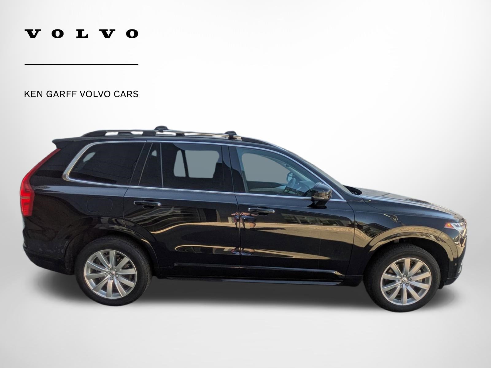 Used 2018 Volvo XC90 T5 Momentum w/ Convenience Package image 2