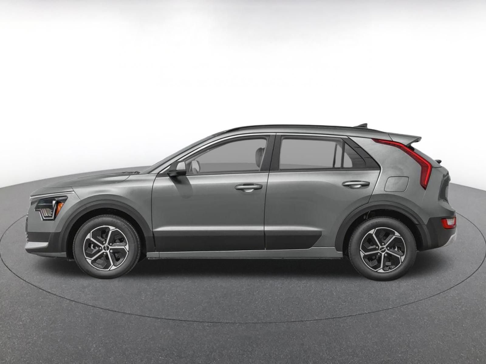 Used 2026 Kia Niro LX FWD image 3