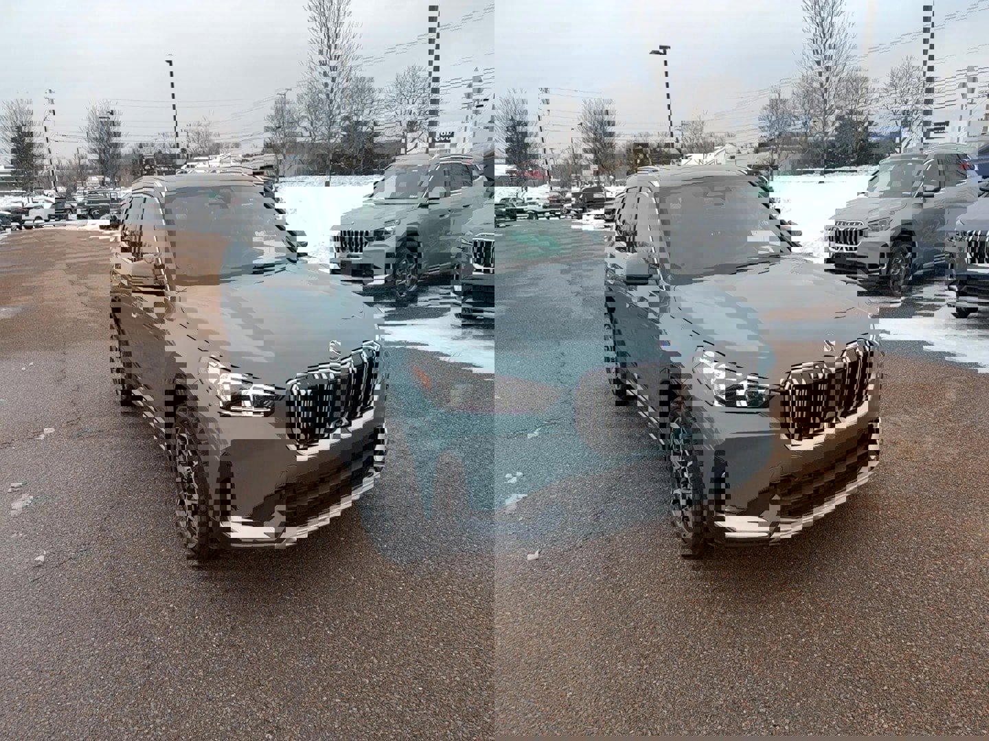 Used 2025 BMW X1 xDrive28i image 3