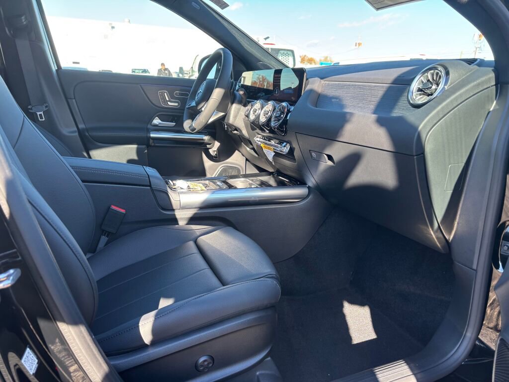 New 2026 Mercedes-Benz GLA 250 4MATIC image 14