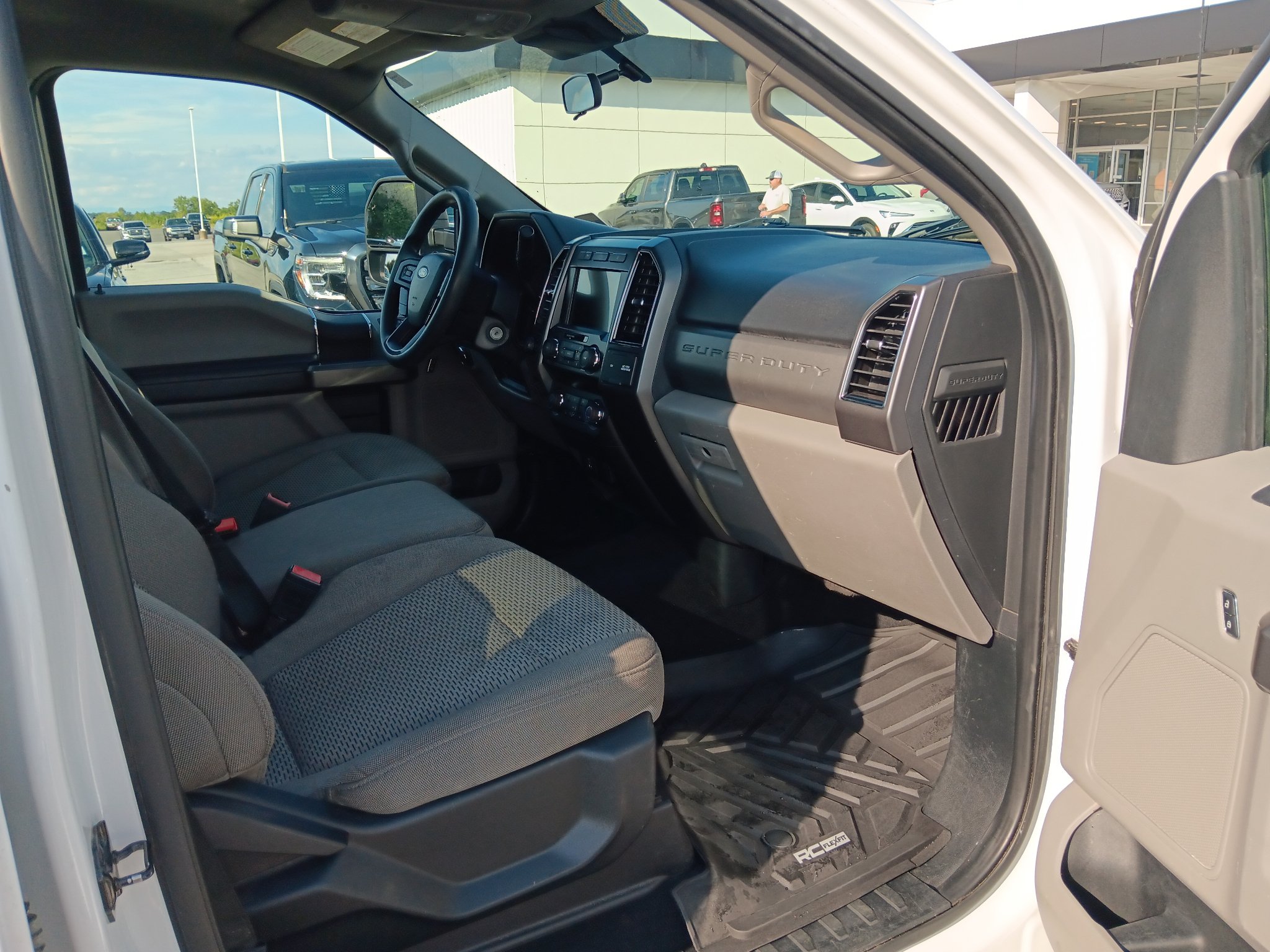 Used 2020 Ford F250 XLT AWD/4WD image 21