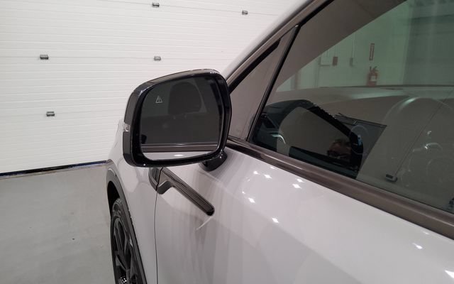 Used 2023 Kia Sorento SX FWD image 11