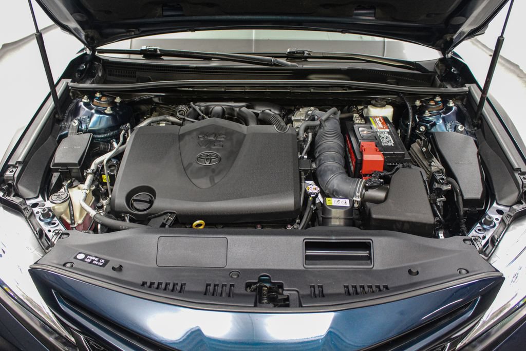 Used 2020 Toyota Camry XSE FWD image 16