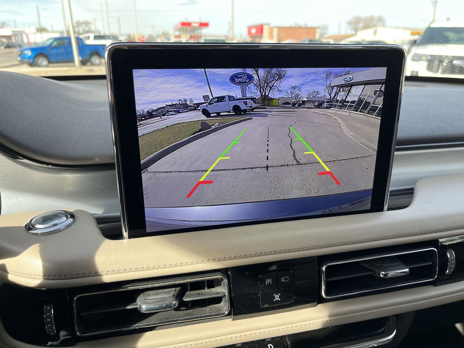 Used 2023 Lincoln Aviator AWD w/ Elements Package image 21