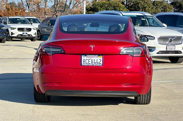 Used 2017 Tesla Model 3 Long Range image 4