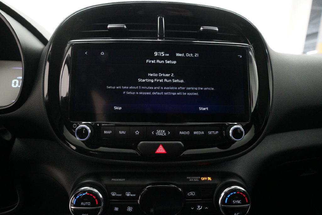 Used 2023 Kia Soul EX FWD image 6