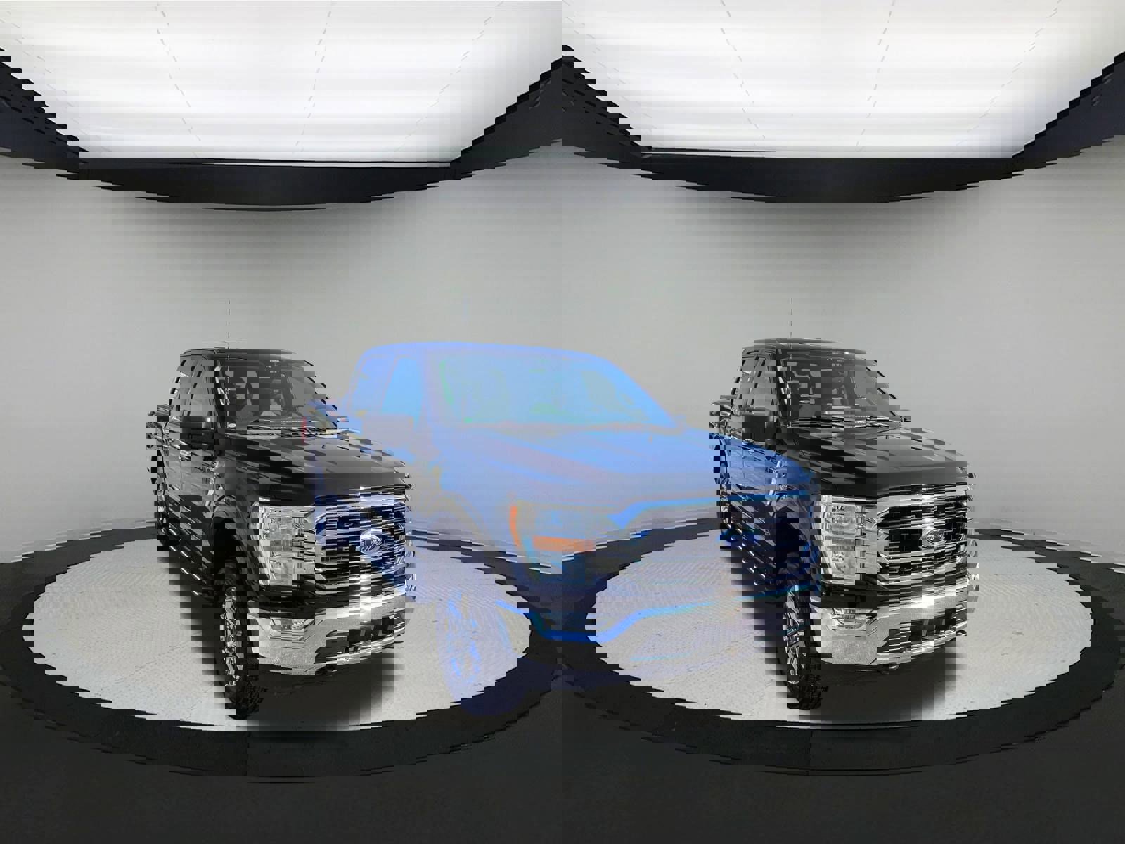 Used 2022 Ford F150 XLT w/ Equipment Group 301A Mid image 2