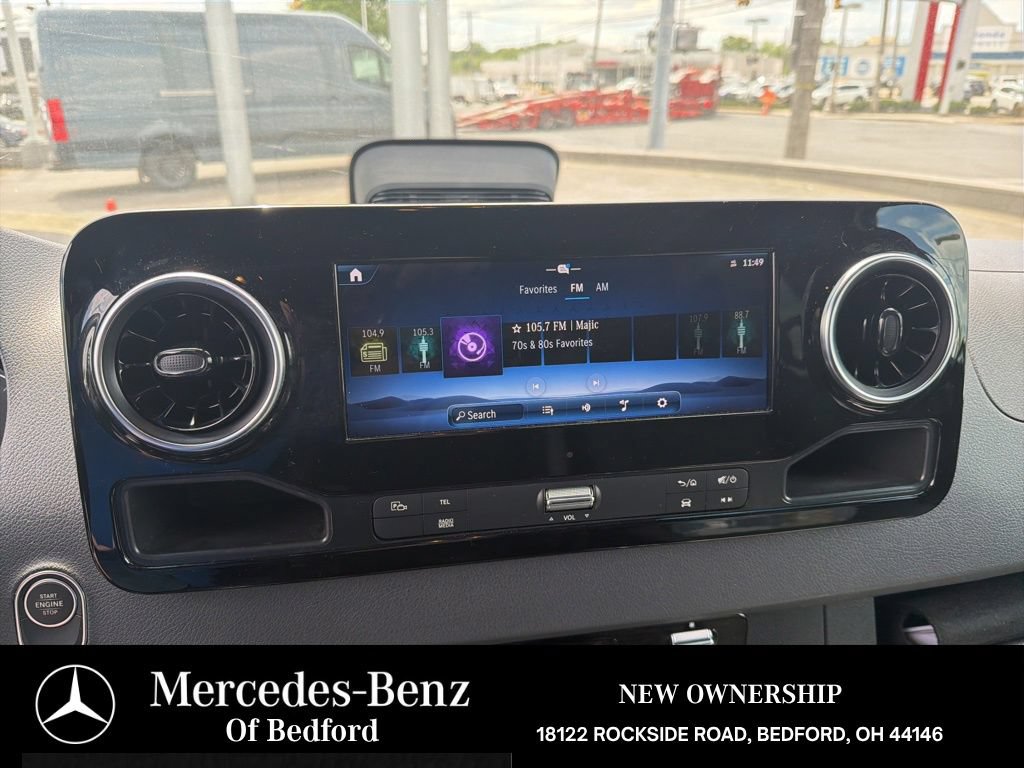 Used 2025 Mercedes-Benz Sprinter 2500 image 18