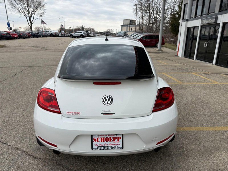 Used 2012 Volkswagen Beetle 2.0T FWD image 12