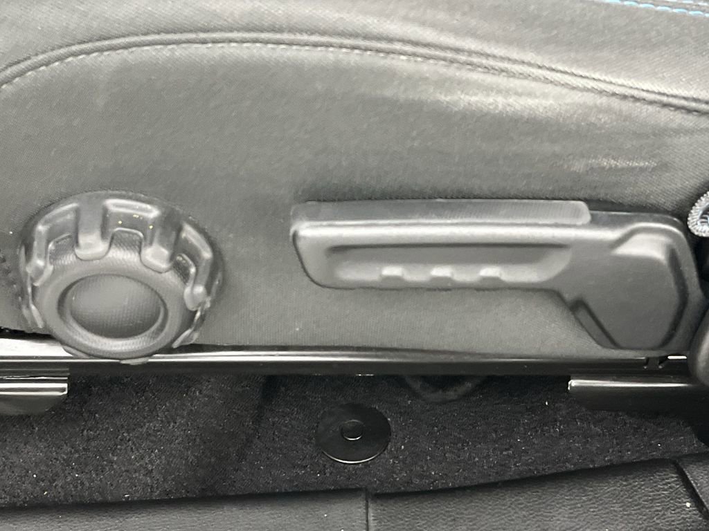 Used 2023 Jeep Wrangler Unlimited Rubicon 4xe AWD/4WD image 12