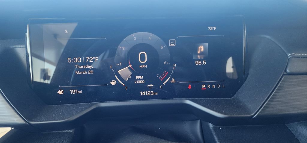 Used 2025 GMC Acadia Elevation image 18