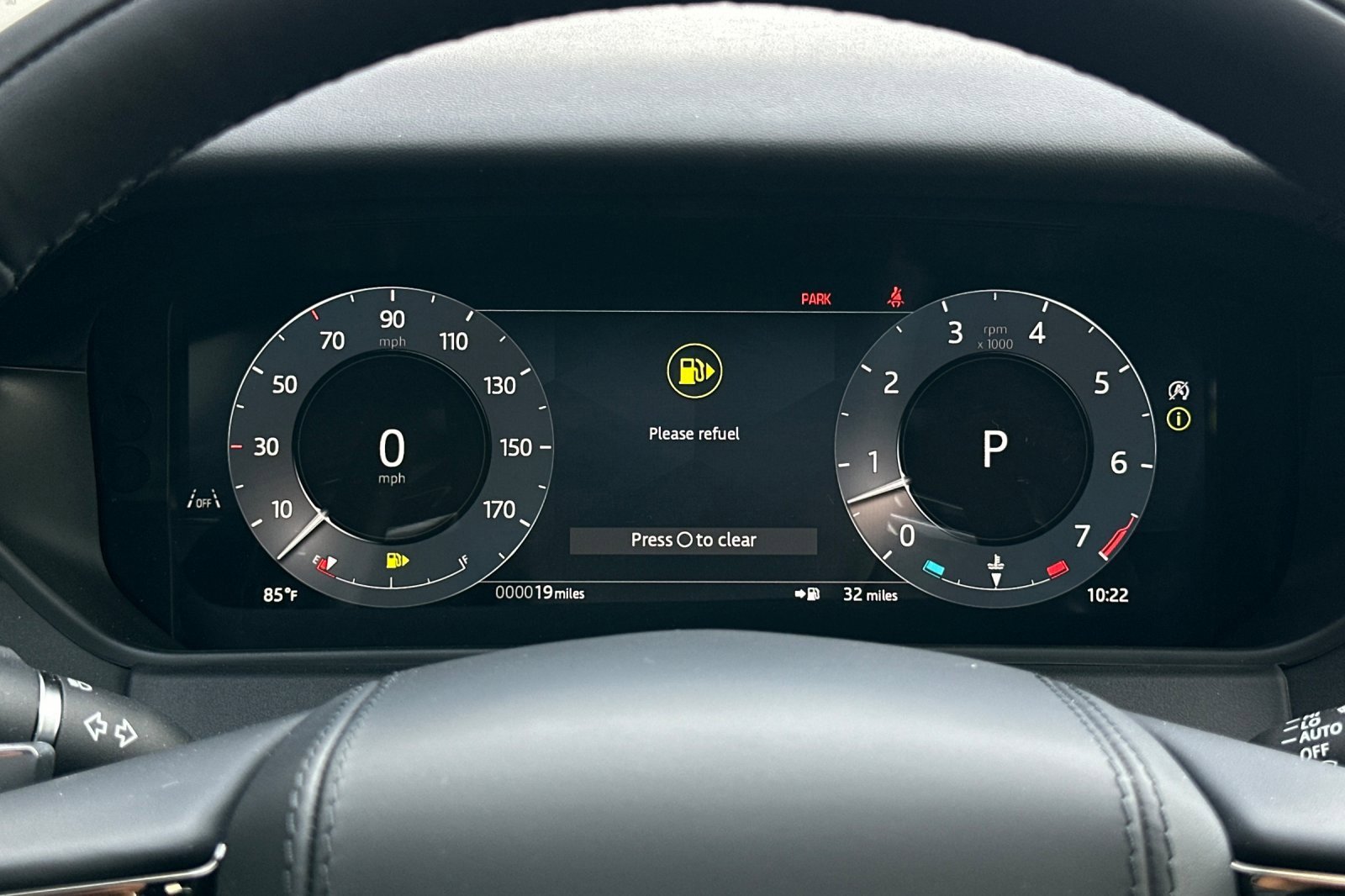 New 2026 Land Rover Range Rover Velar Dynamic SE image 30