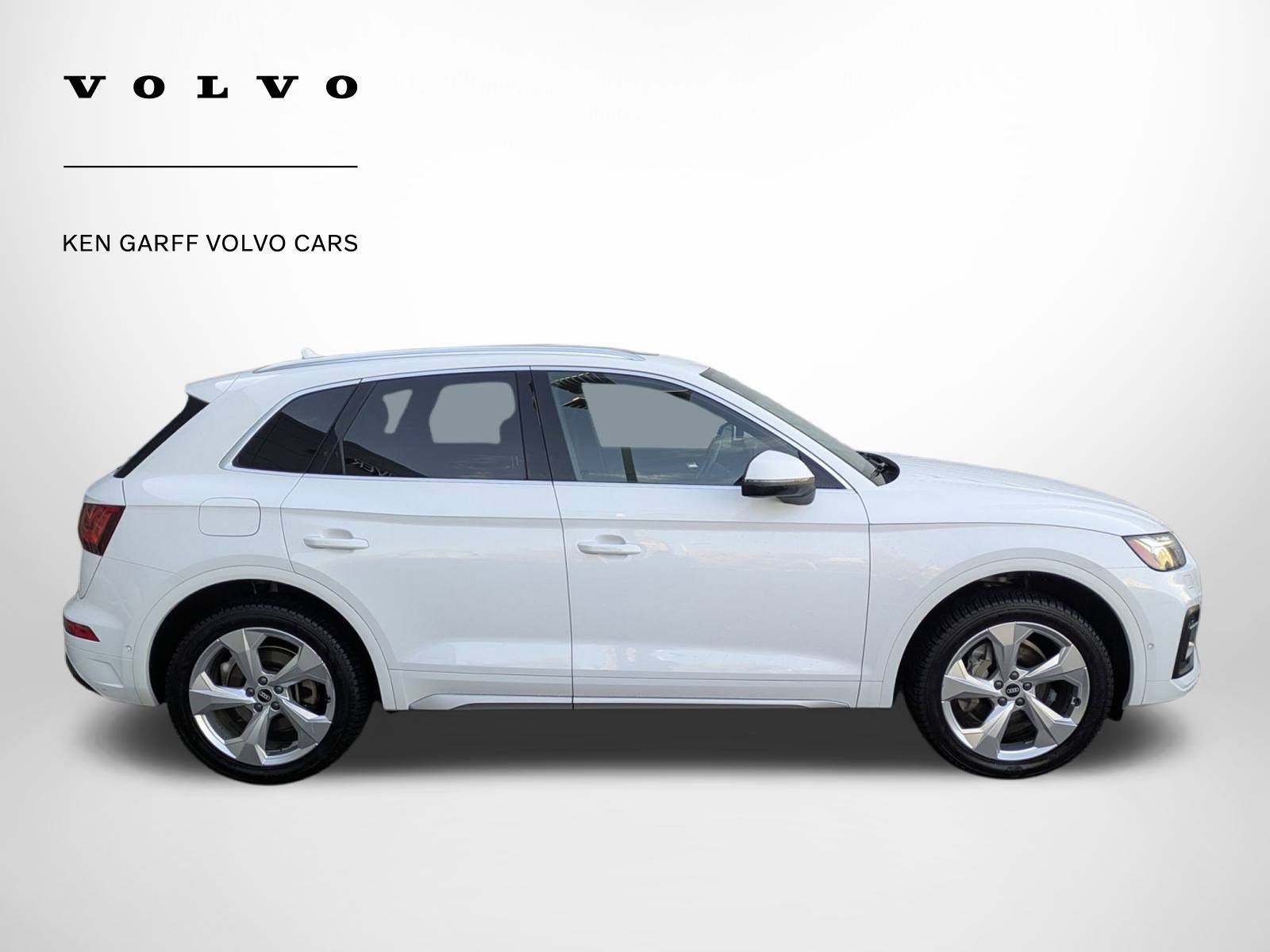 Used 2021 Audi Q5 Prestige w/ Prestige Package image 2